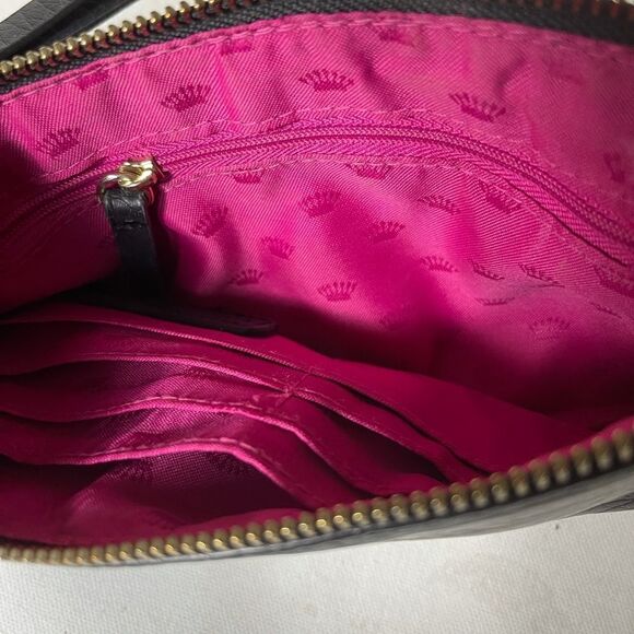 Juicy Couture black wristlet top zipper front zipper with pink lining . - Picture 9 of 10
